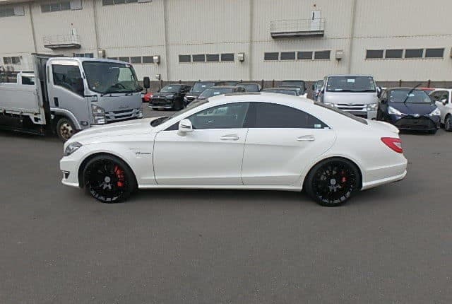 2011 Mercedes-Benz S-Class JDM car for sale — photo 2 of 25