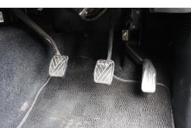2010 Suzuki Jimny JDM car for sale — photo 22 of 25