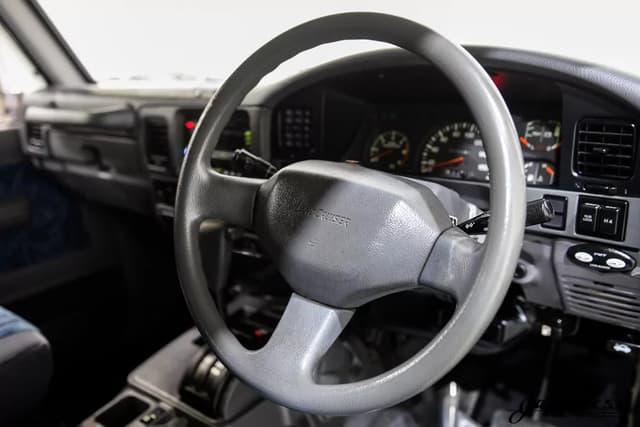1995 Toyota Land Cruiser Prado JDM car for sale — photo 13 of 25