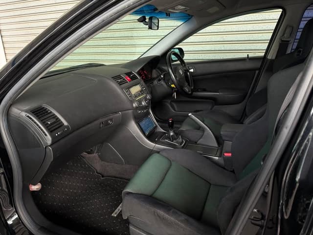 2007 Honda Accord JDM car for sale — photo 11 of 20