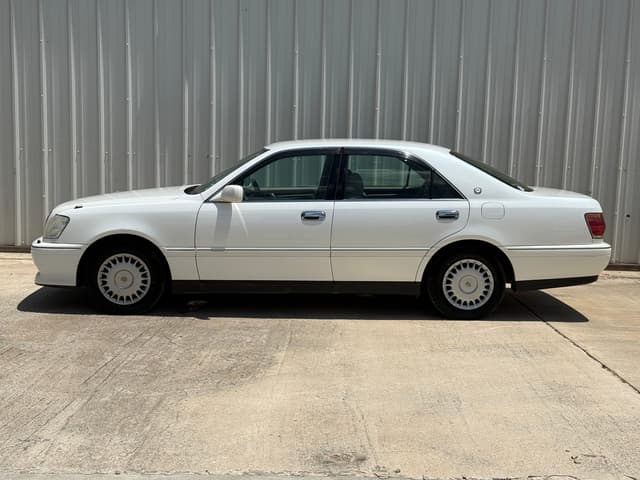 2000 Toyota Crown JDM car for sale — photo 5 of 21