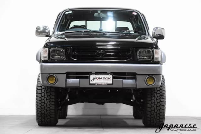 1999 Toyota Hilux JDM car for sale — photo 2 of 25