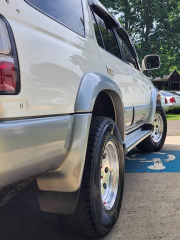 1998 Toyota Hilux Surf JDM car for sale — photo 5 of 25