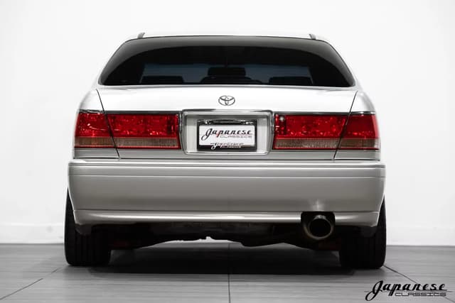1999 Toyota Crown JDM car for sale — photo 7 of 25