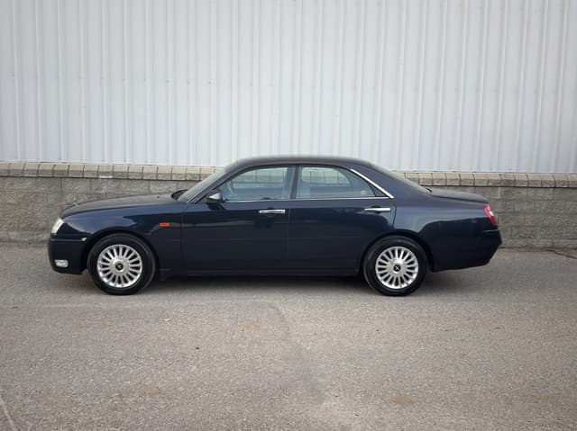 2001 Nissan Cedric JDM car for sale — photo 3 of 20