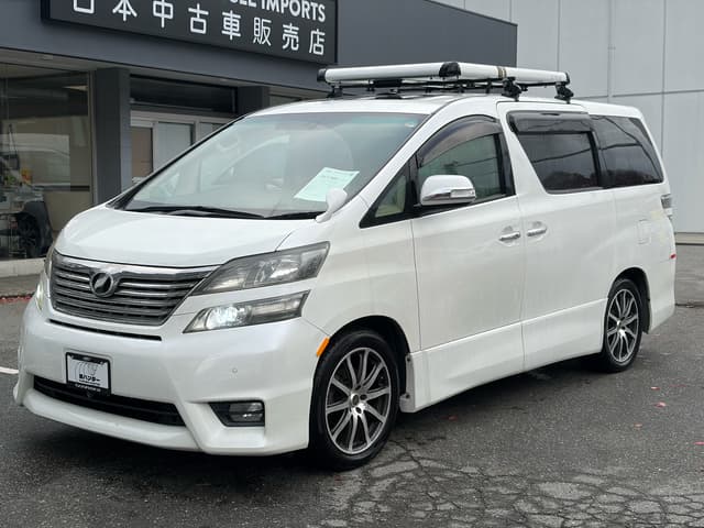 2010 Toyota Vellfire JDM car for sale — photo 2 of 21