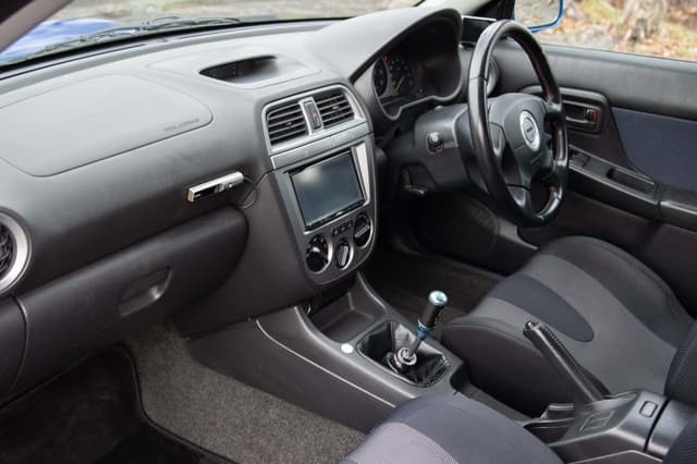 2000 Subaru Impreza JDM car for sale — photo 12 of 17