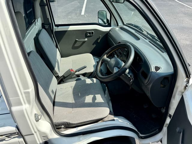 1998 Daihatsu Hijet JDM car for sale — photo 8 of 16