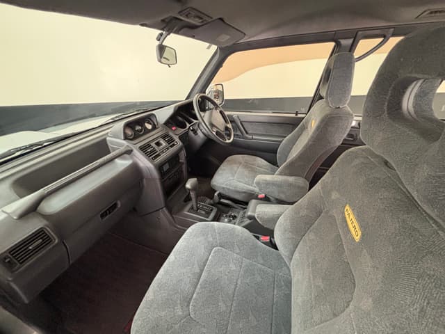 1997 Mitsubishi Pajero JDM car for sale — photo 11 of 25