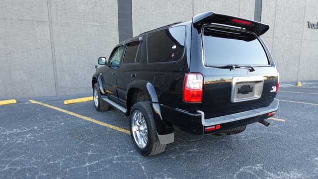 2000 Toyota Hilux Surf JDM car for sale — photo 4 of 15