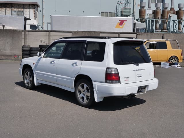1998 Subaru Forester JDM car for sale — photo 7 of 25