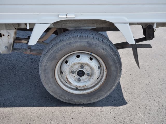 2001 Suzuki Carry JDM car for sale — photo 21 of 25