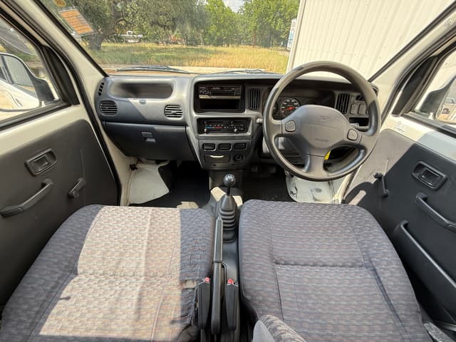 1999 Daihatsu Hijet JDM car for sale — photo 17 of 19