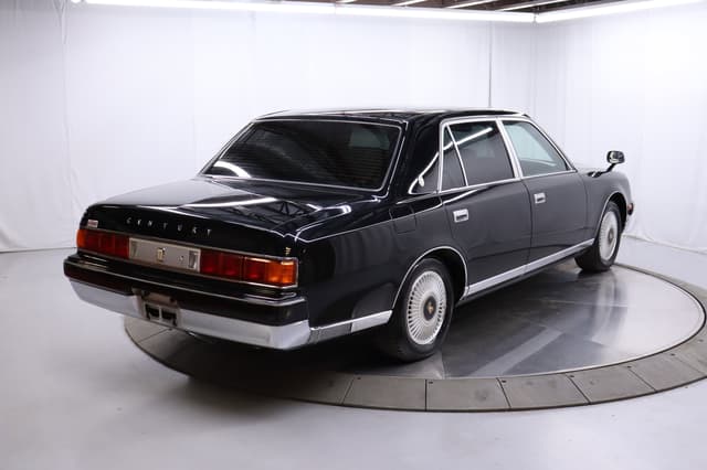 1997 Toyota Century JDM car for sale — photo 7 of 25