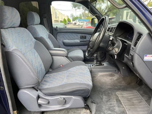 1997 Toyota Hilux JDM car for sale — photo 12 of 19