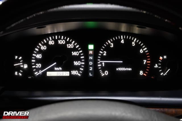 2001 Toyota Chaser JDM car for sale — photo 18 of 25