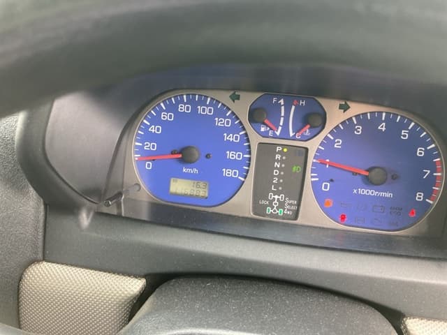 1998 Mitsubishi Pajero JDM car for sale — photo 9 of 13