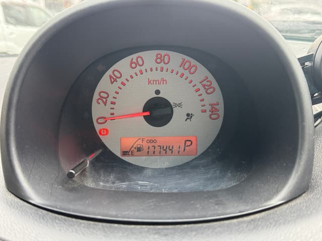 2009 Daihatsu Esse JDM car for sale — photo 18 of 24