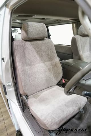 1998 Toyota HiAce JDM car for sale — photo 13 of 25