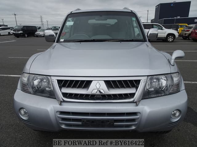 2005 Mitsubishi Pajero JDM car for sale — photo 8 of 25