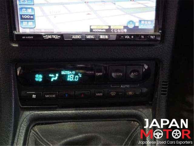1992 Nissan Skyline JDM car for sale — photo 10 of 25