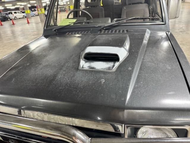 1991 Mitsubishi Pajero JDM car for sale — photo 11 of 17