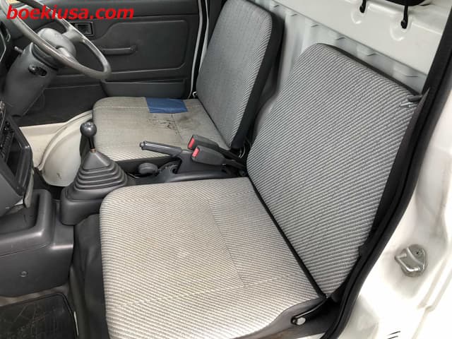 1996 Daihatsu Hijet JDM car for sale — photo 10 of 22
