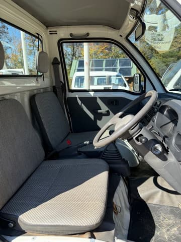1998 Daihatsu Hijet JDM car for sale — photo 11 of 16