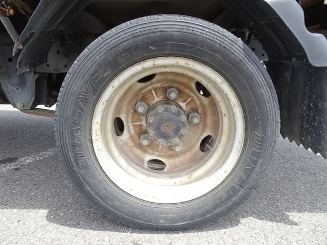 2003 Isuzu Elf JDM car for sale — photo 10 of 25