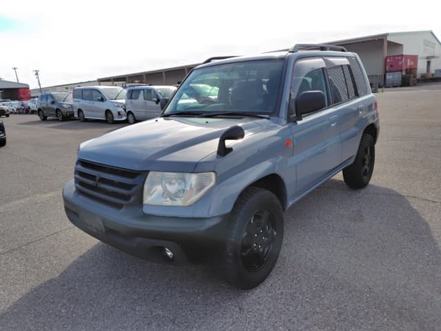 2000 Mitsubishi Pajero JDM car for sale — photo 2 of 20