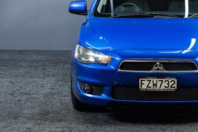 2011 Mitsubishi Lancer JDM car for sale — photo 7 of 18