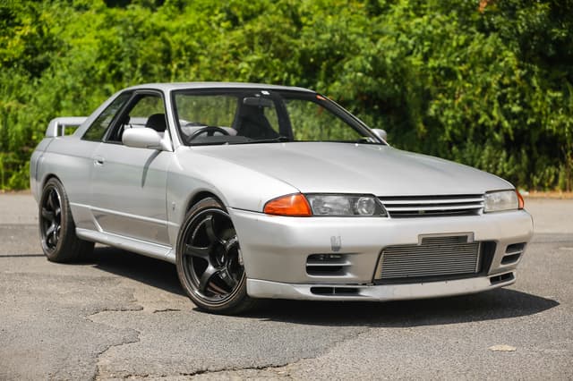 1991 Nissan Skyline JDM car for sale — photo 12 of 25