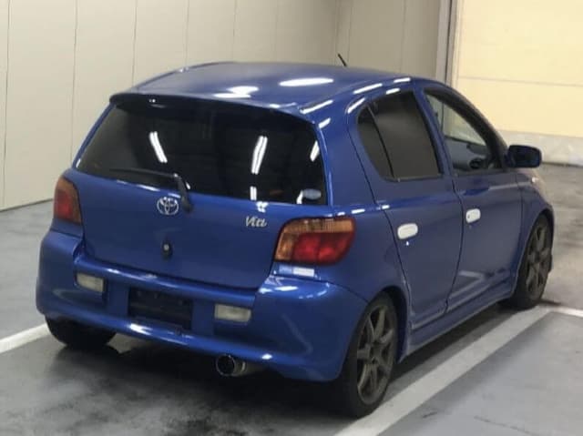 2001 Toyota Vitz JDM car for sale — photo 3 of 6