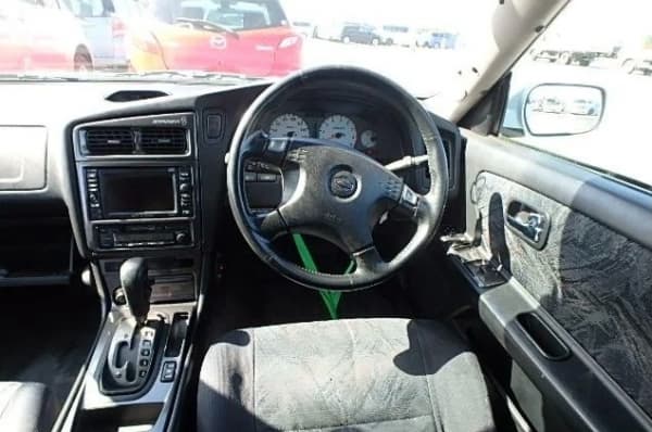 1998 Nissan Stagea JDM car for sale — photo 4 of 6