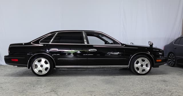1993 Nissan President JDM car for sale — photo 4 of 23