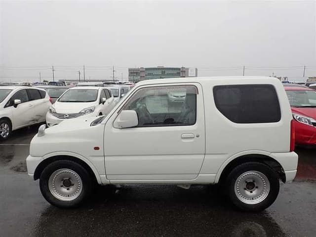 2000 Suzuki Jimny JDM car for sale — photo 4 of 21
