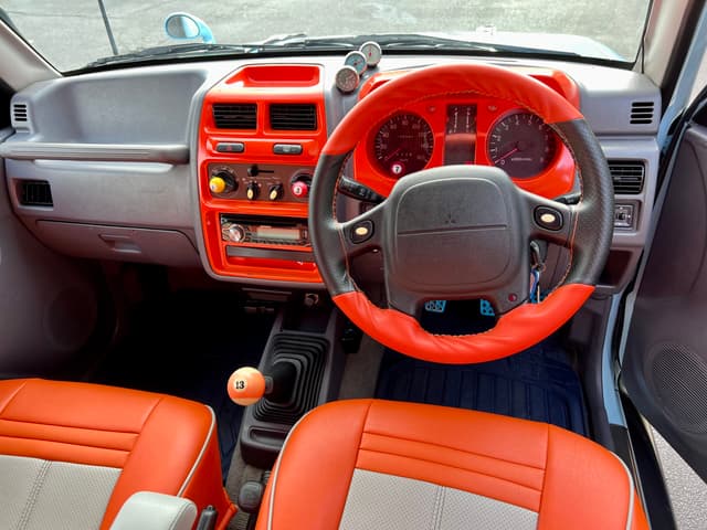 1996 Mitsubishi Pajero JDM car for sale — photo 22 of 26