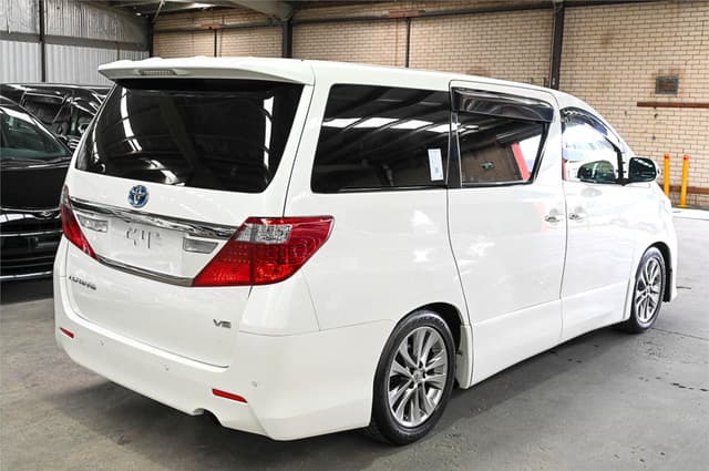 2011 Toyota Alphard JDM car for sale — photo 13 of 25