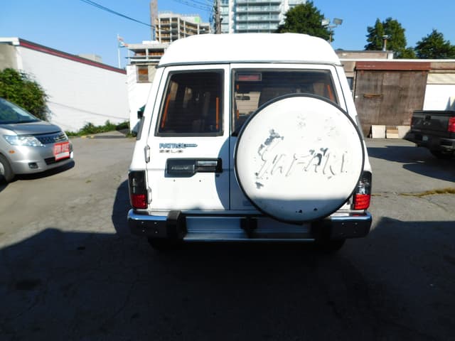 1997 Nissan Patrol JDM car for sale — photo 2 of 7