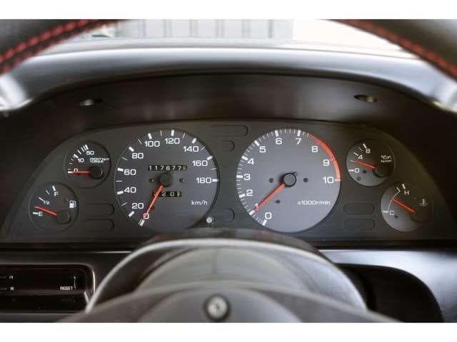 1991 Nissan Skyline JDM car for sale — photo 8 of 18