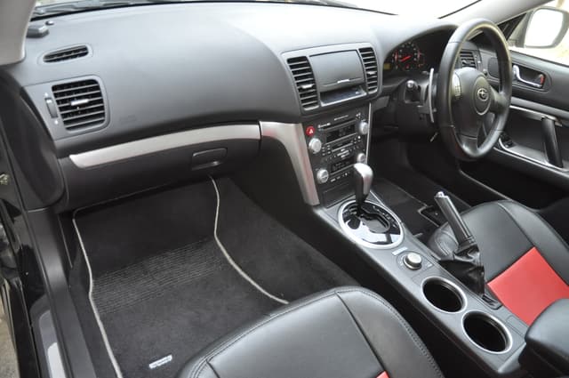 2007 Subaru Legacy JDM car for sale — photo 14 of 24