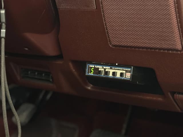 1986 Toyota Mark II JDM car for sale — photo 23 of 25