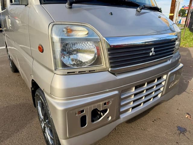 2000 Mitsubishi Town Box JDM car for sale — photo 10 of 25