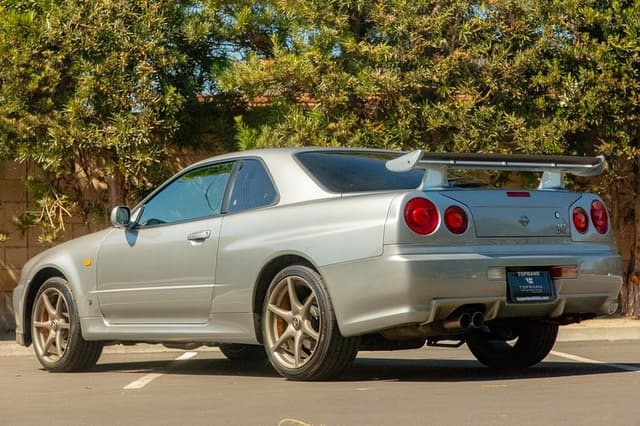 1999 Nissan Skyline JDM car for sale — photo 6 of 25