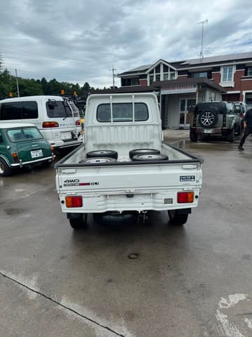 1999 Daihatsu Hijet JDM car for sale — photo 6 of 10
