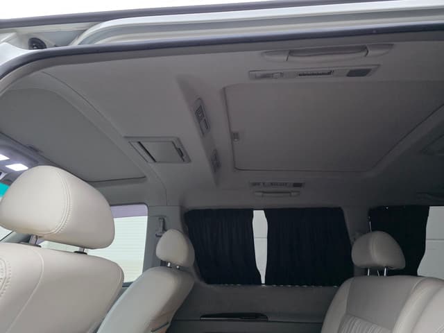 2000 Nissan Elgrand JDM car for sale — photo 16 of 25