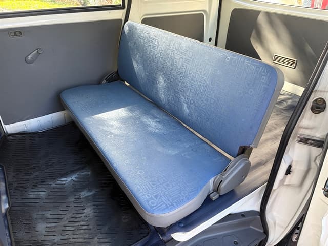 1999 Mitsubishi Minicab JDM car for sale — photo 14 of 19