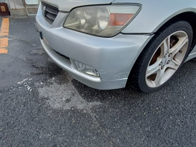 2001 Toyota Altezza JDM car for sale — photo 7 of 10