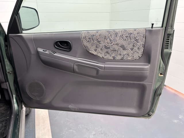 1996 Mitsubishi Pajero Mini JDM car for sale — photo 25 of 25