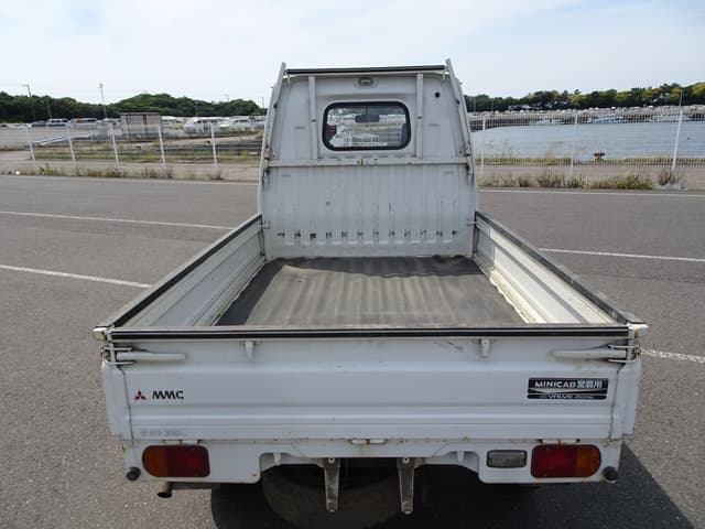 1992 Mitsubishi Minicab JDM car for sale — photo 4 of 10
